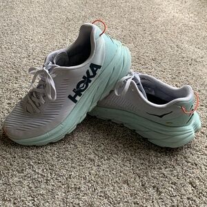 Women’s Hoka Rincon 3 Size 8B